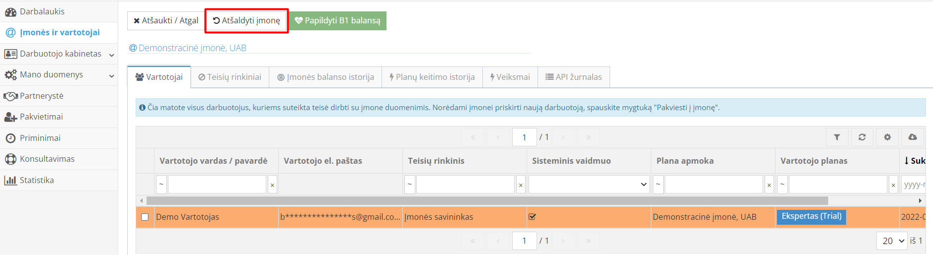Atšaldyti įmonę mygtuko paspaudimas programoje